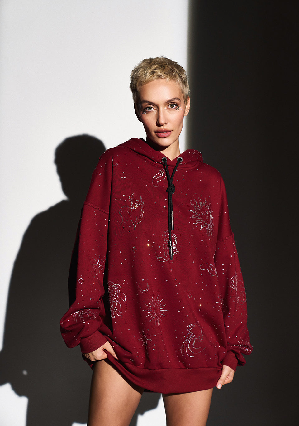 HOODIE MAROON ZODIAC